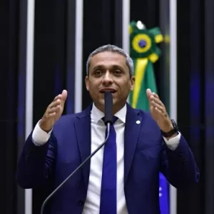 Imagem - Deputado do PL critica post de presidente do partido: 'que nota imbecil'