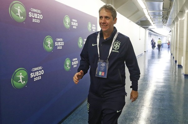 Imagem - CBF nega irregularidades em relação ao cargo de vice-presidente de Ricardo Gluck Paul
