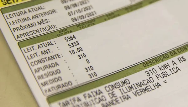Tarifa de energia elétrica no Pará acumula alta de 82% em 10 anos e pesa no bolso da população