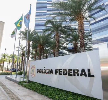 Imagem - PF faz operação para combater tráfico internacional de drogas
