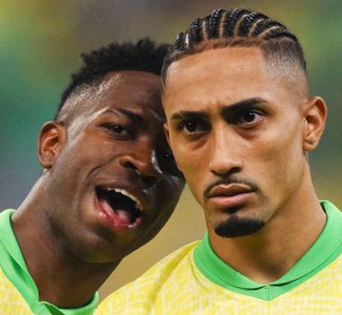 Imagem - Bola de Ouro 2025: Vini Jr. e Raphinha são indicados ao prêmio