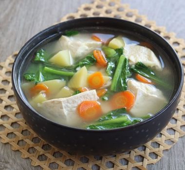 Imagem - 5 receitas de sopas práticas e nutritivas para o jantar