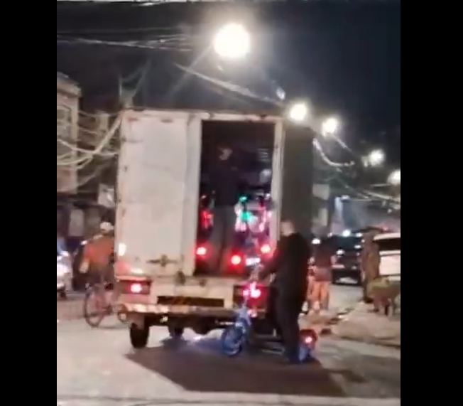 Empresa recolhe patinetes elétricos abandonados em áreas vermelhas de Belém.