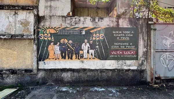 Intervenção em Belém protesta contra mudanças nas leis ambientais