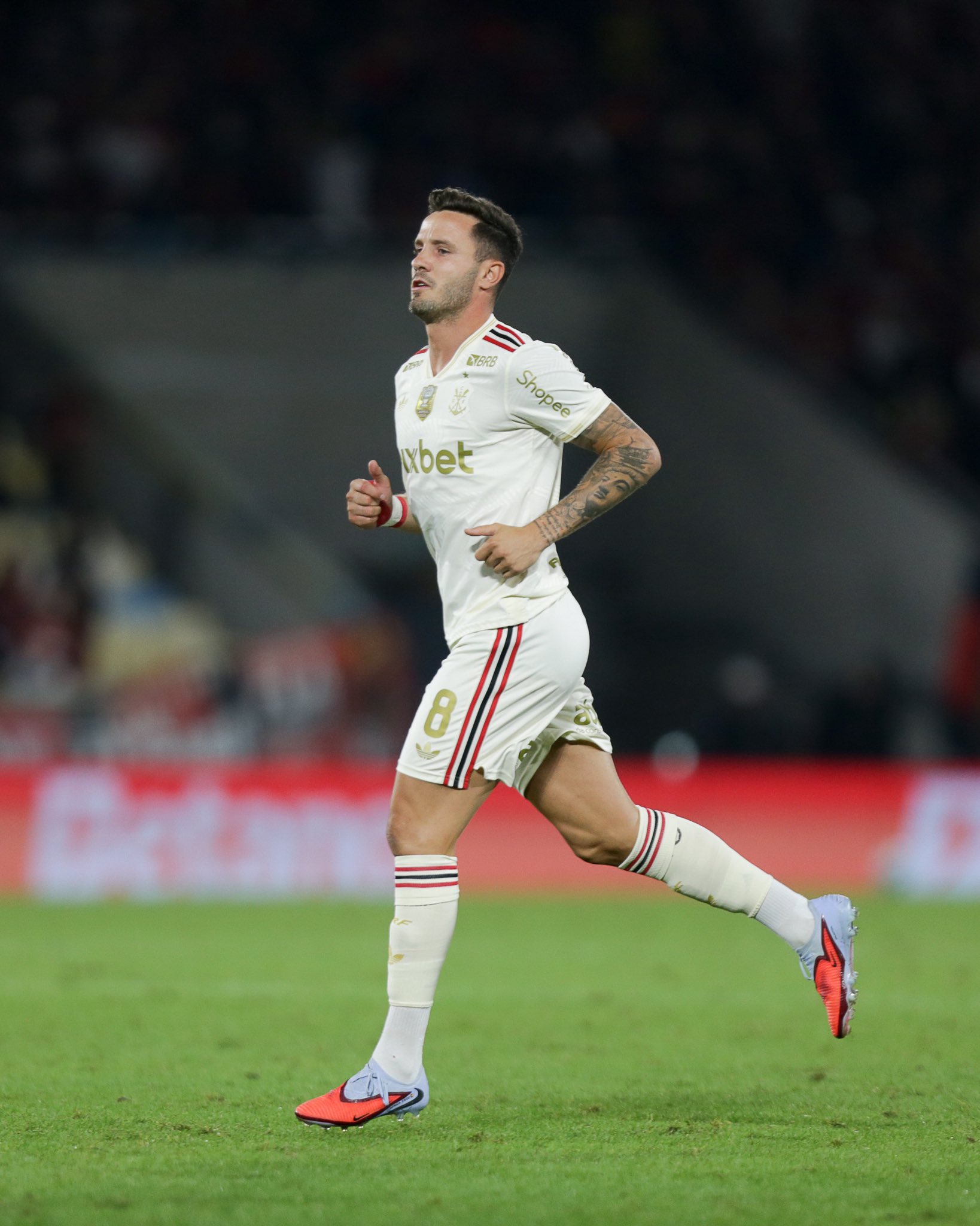 Imagem - Volante do Flamengo, Saúl Ñíguez é criticado pela imprensa espanhola após eliminação