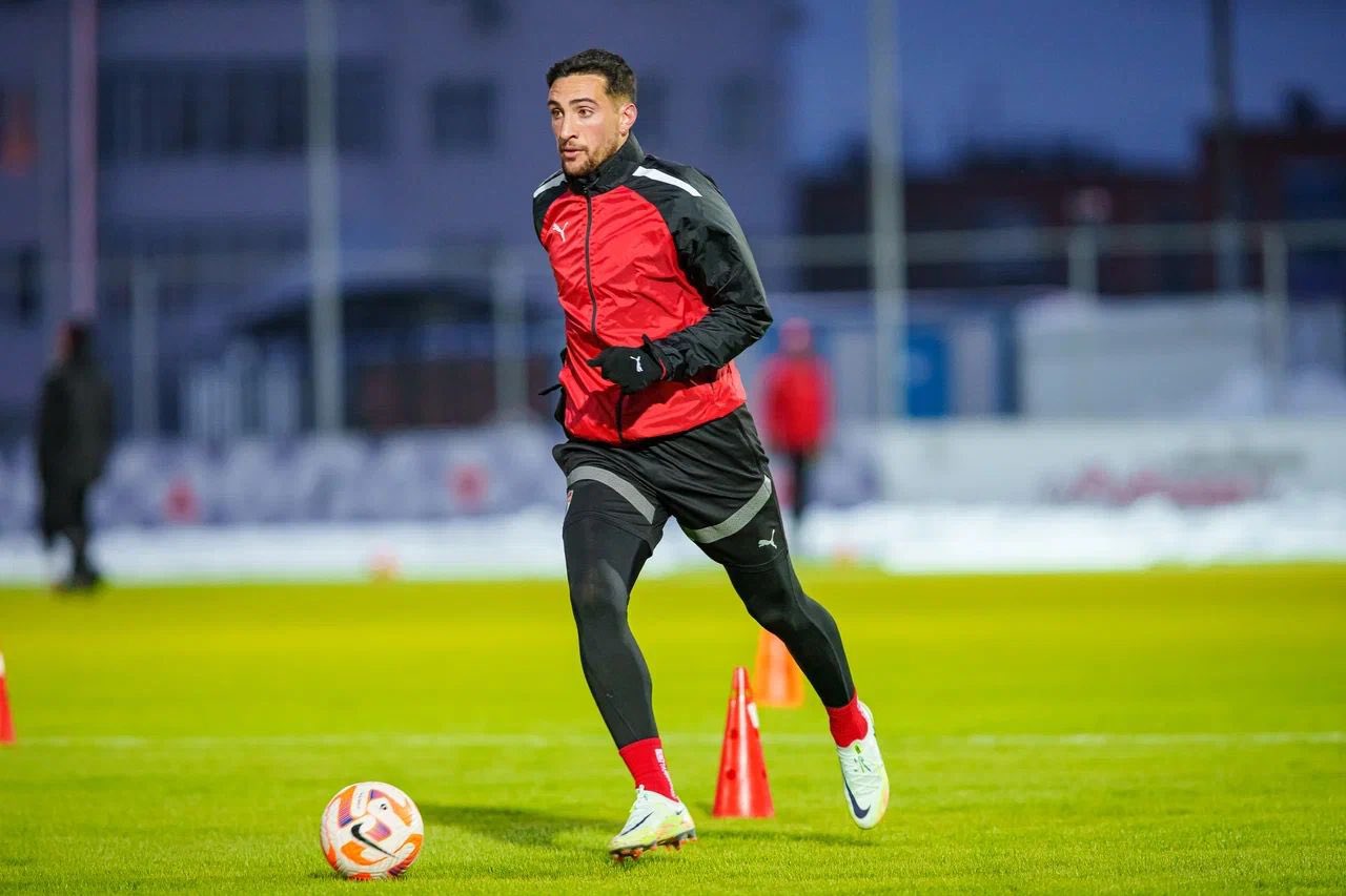 Imagem - Já em Belém, zagueiro uruguaio deve ser anunciado oficialmente pelo Remo