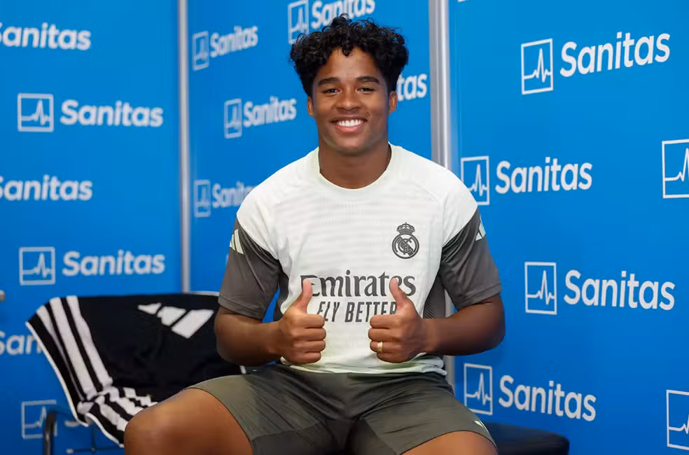 Endrick herdará a camisa 9 do Real Madrid após mudança de numeração no elenco