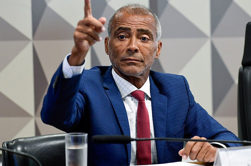 Imagem - Romário deixa de seguir Bolsonaro nas redes e apaga postagens com o ex-presidente