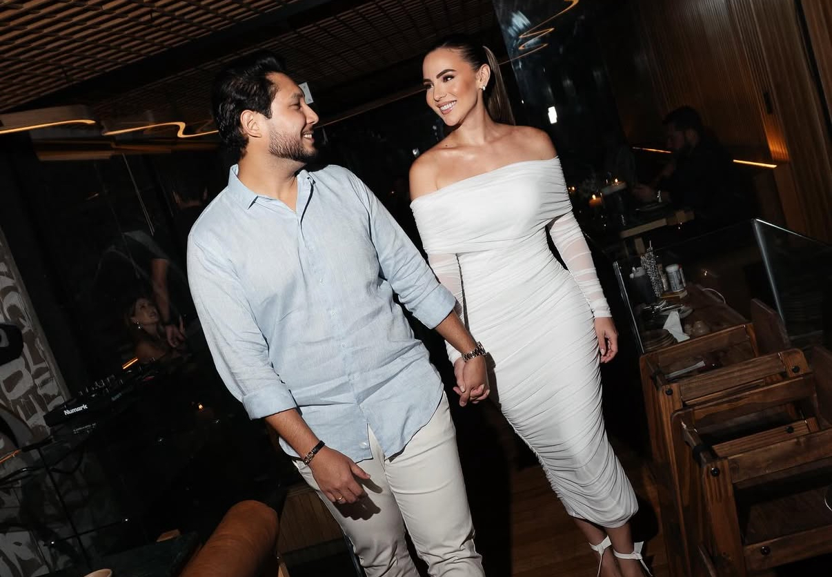 Os convites para o casamento de Marina Macedo e Watanabe Filho já circulam pela city. Será na Maravilhosa, no dia 25 de outubro, 
no Xian Rio. 

