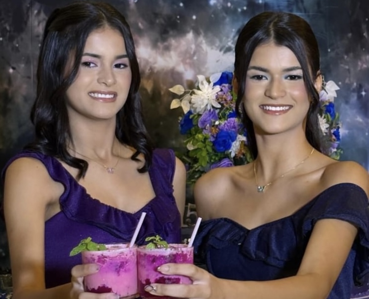 Rayssa e Rebeka Leite debutaram no último sábado, 02, em meio à belíssima festa organizada por seus pais, Carlos e Viviane Leite.
