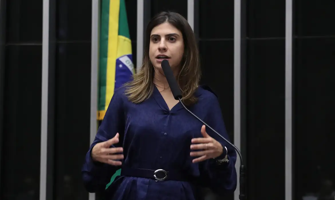 Imagem - Deputada acusada de agredir Nikolas não entra em lista de denunciados