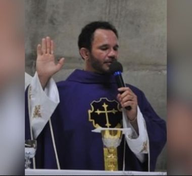 Imagem - Padre lutador de jiu-jitsu é acusado de agredir mulher durante suposto exorcismo em igreja