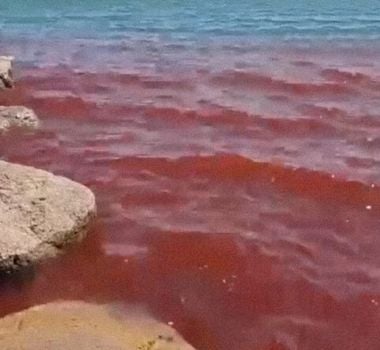 Imagem - Mar da Galileia se torna vermelho e gera temor de presságios bíblicos