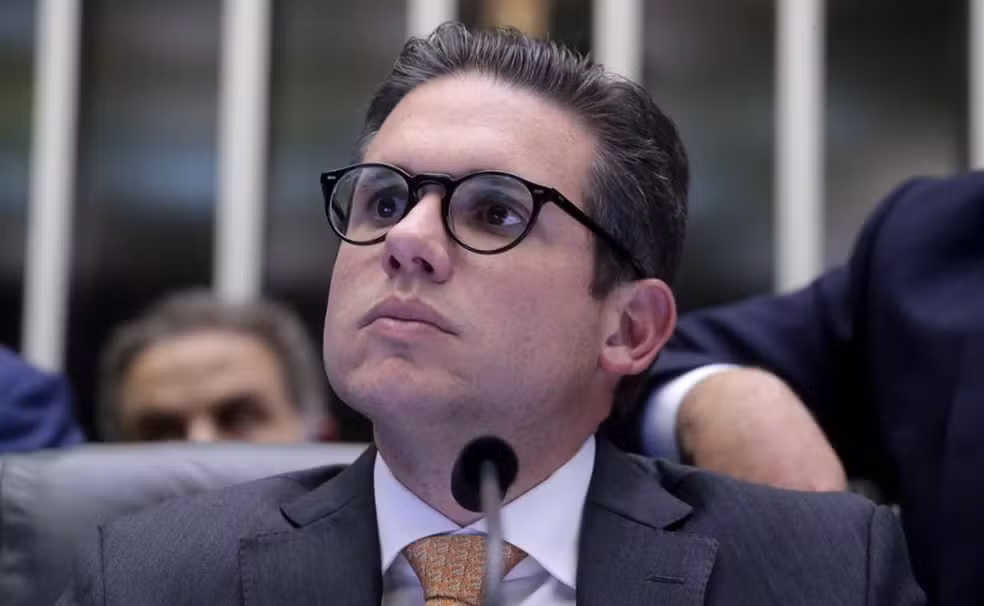 Imagem - Após vídeo de Felca, Motta promete votar projetos de proteção a crianças nas redes