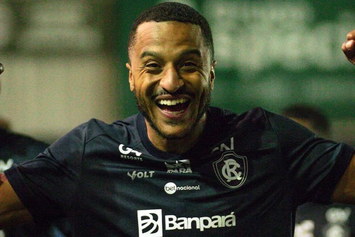 Imagem - Zagueiro se despede do Remo: 'Em busca de mais um acesso'