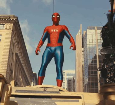 Imagem - Homem-Aranha: Tom Holland veste novo traje e emociona fãs no primeiro dia de filmagens; assista