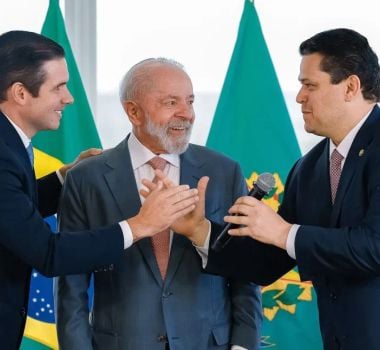 Imagem - Lula recebe Motta e Alcolumbre para assinatura da MP do tarifaço de 30 bilhões