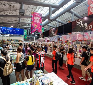Imagem - Feira Pan-Amazônica: servidores da educação têm R$ 200 para comprar livros em Belém