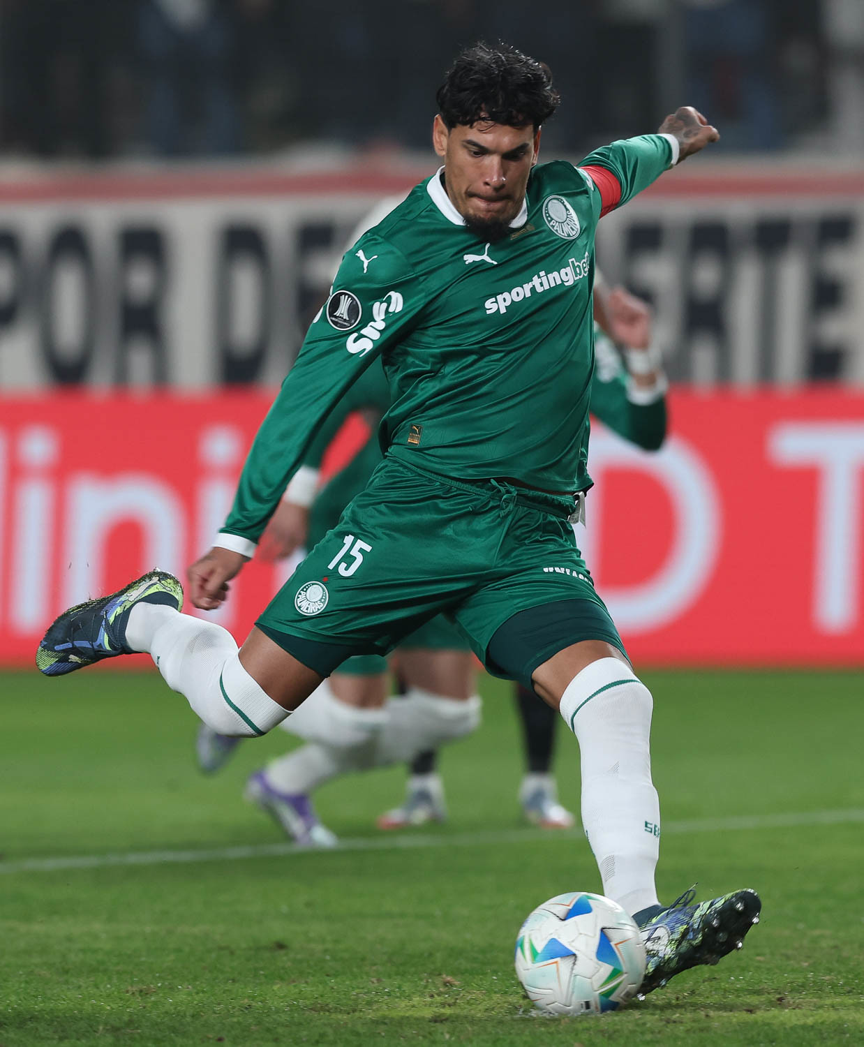 Gustavo Gómez marcou na goleada do Palmeiras