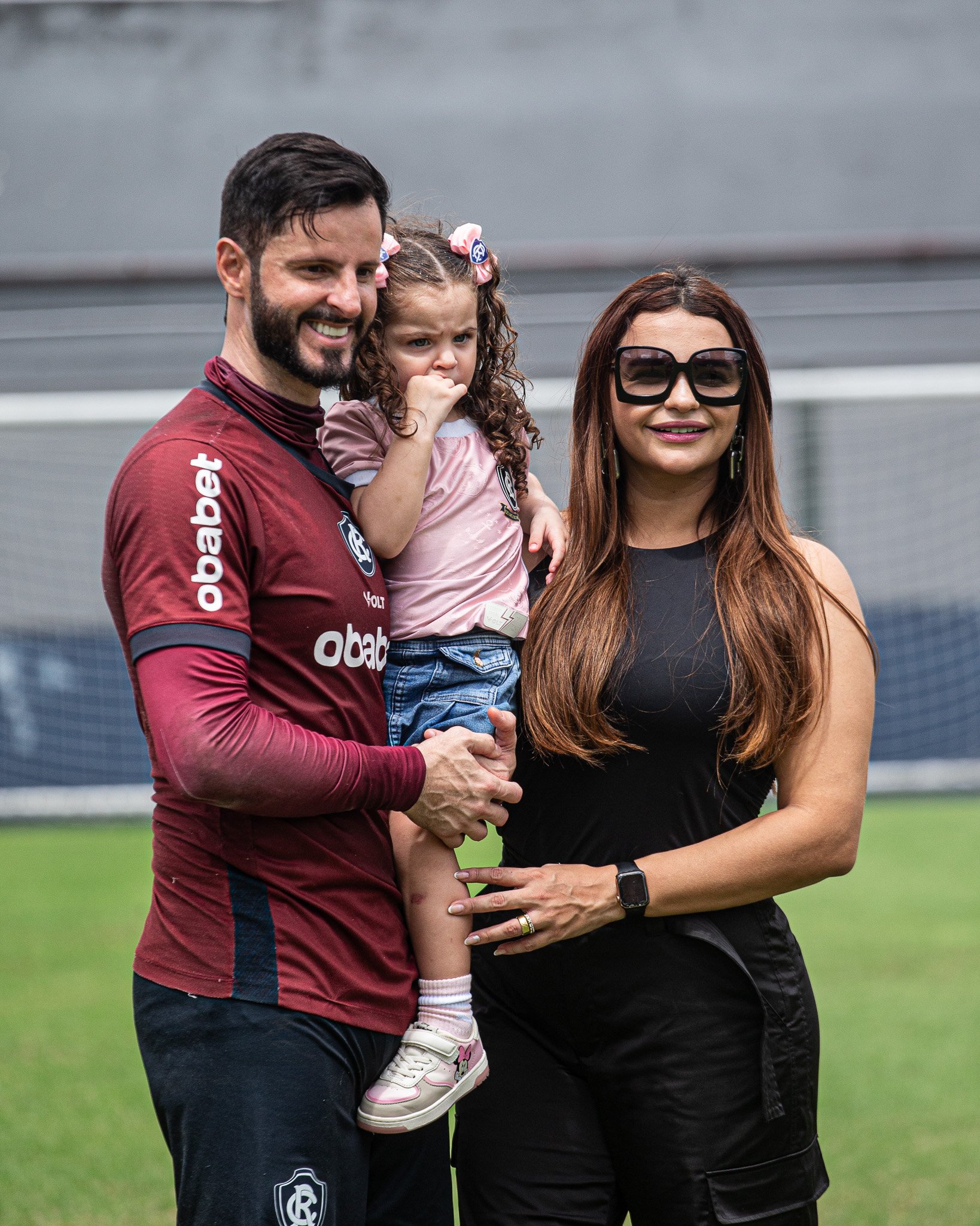 Marcelo Rangel, destaque azulino, com a esposa e a filha