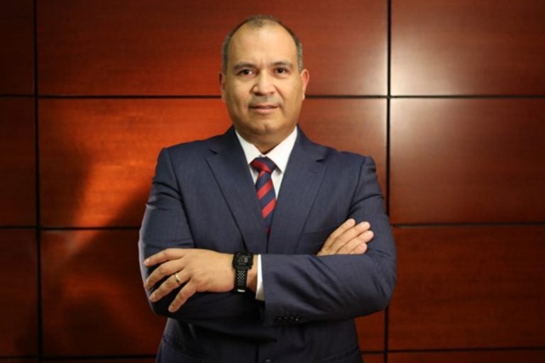 (O ex-diretor da petroleira estatal mexicana Pemex, Carlos Treviño, é apontado por corrupção durante comando na estatal.)
