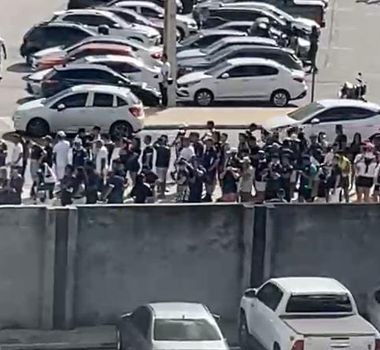 Imagem - Torcida lota o Mangueirão e enfrenta longas filas para acompanhar jogo do Remo