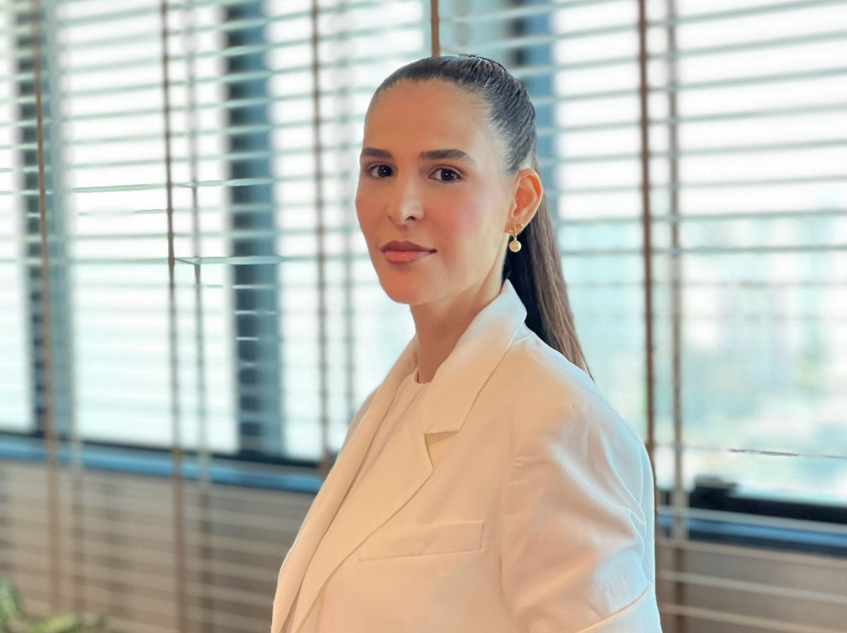 A dermato Caroline Palheta irá ministrar um total de cinco módulos do curso sobre Cosmiatria e Laser, exclusivo para médicos 