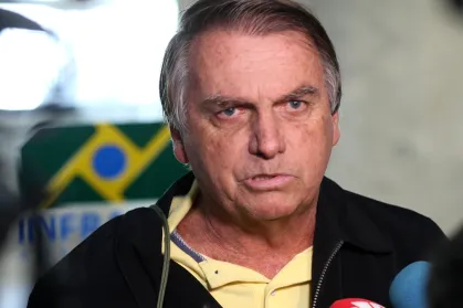 Imagem - Bolsonaro deixa prisão domiciliar temporariamente para exames médicos em Brasília