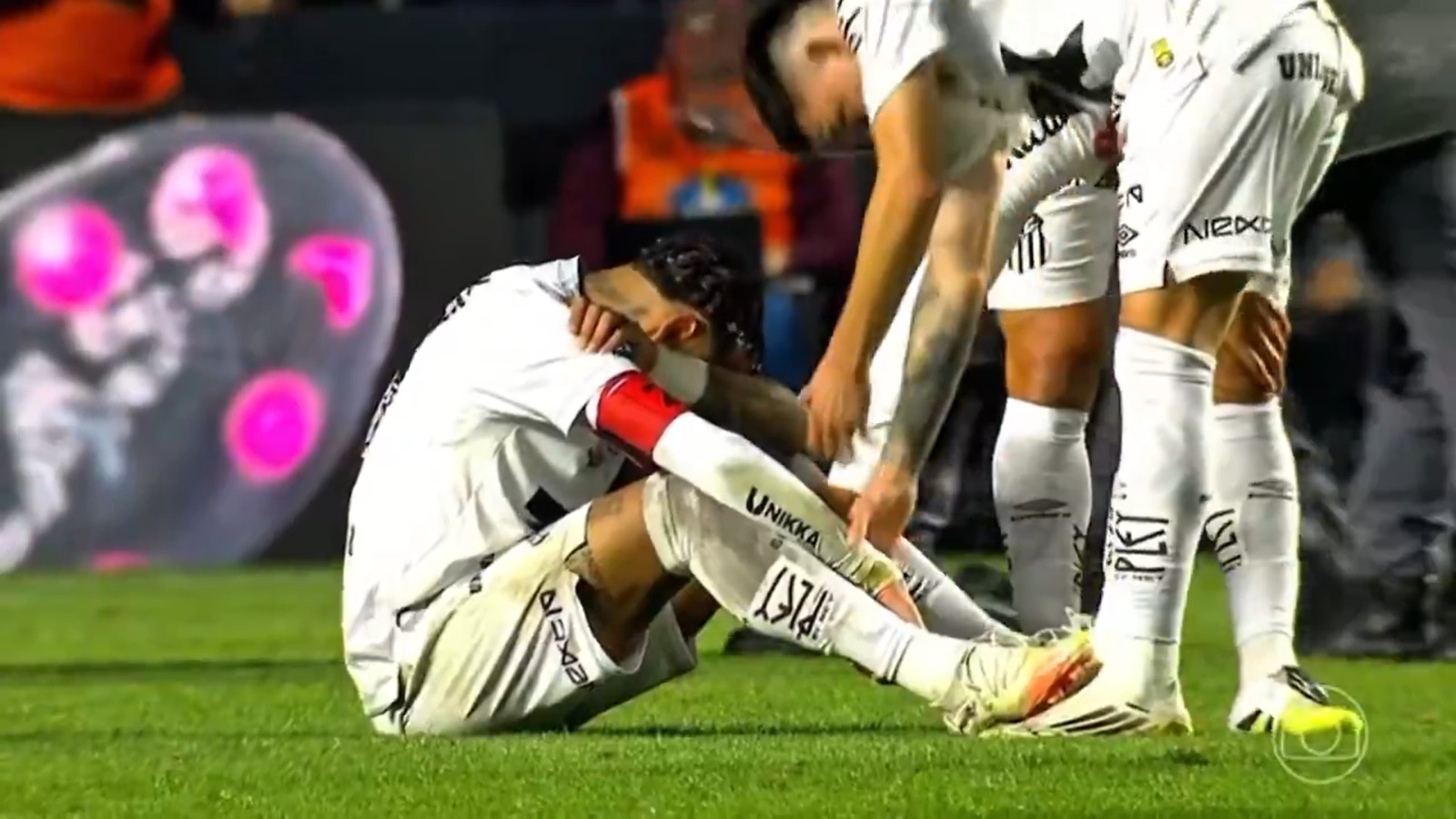 Imagem - Neymar desaba após goleada: 'maior humilhação da minha carreira'