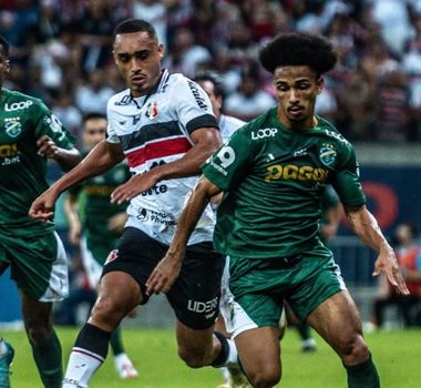 Imagem - Empate entre Santa Cruz e Altos pela Série D tem cena inusitada com ambulância; assista