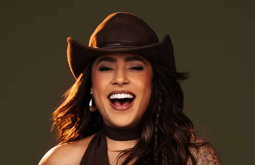 Cantora e integrantes da equipe tinham saído de Anápolis, em Goiás, com destino a Sorocaba, em São Paulo. Ninguém se feriu.