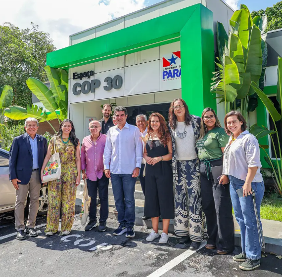 Deputados se reuniram com governador do Pará. 