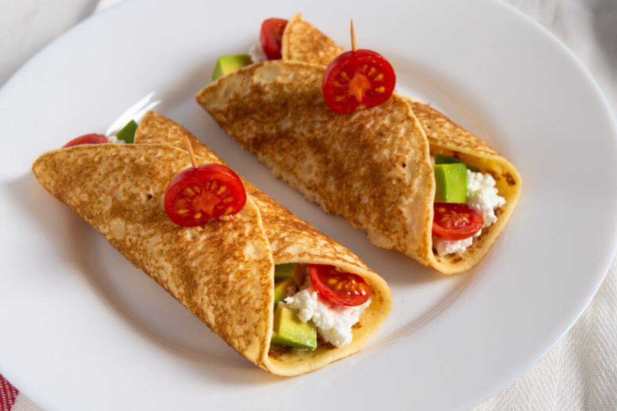 Crepe de milho com abacate (Imagem: Dina Photo Stories | Shutterstock) 