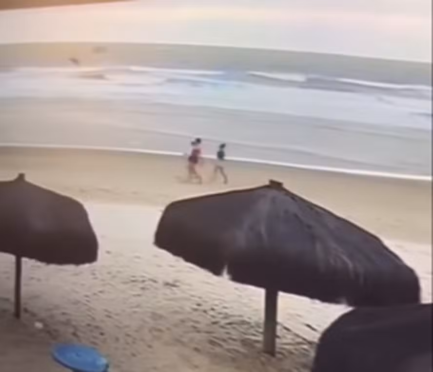 Imagem - Quem são mãe, filha e amiga encontradas mortas em praia na Bahia