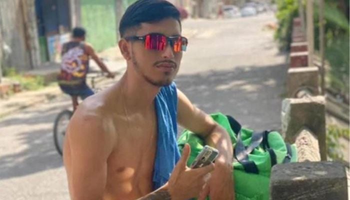 William Henrique Furtado Dias, de 24 anos, foi executado na frente do local onde trabalha.