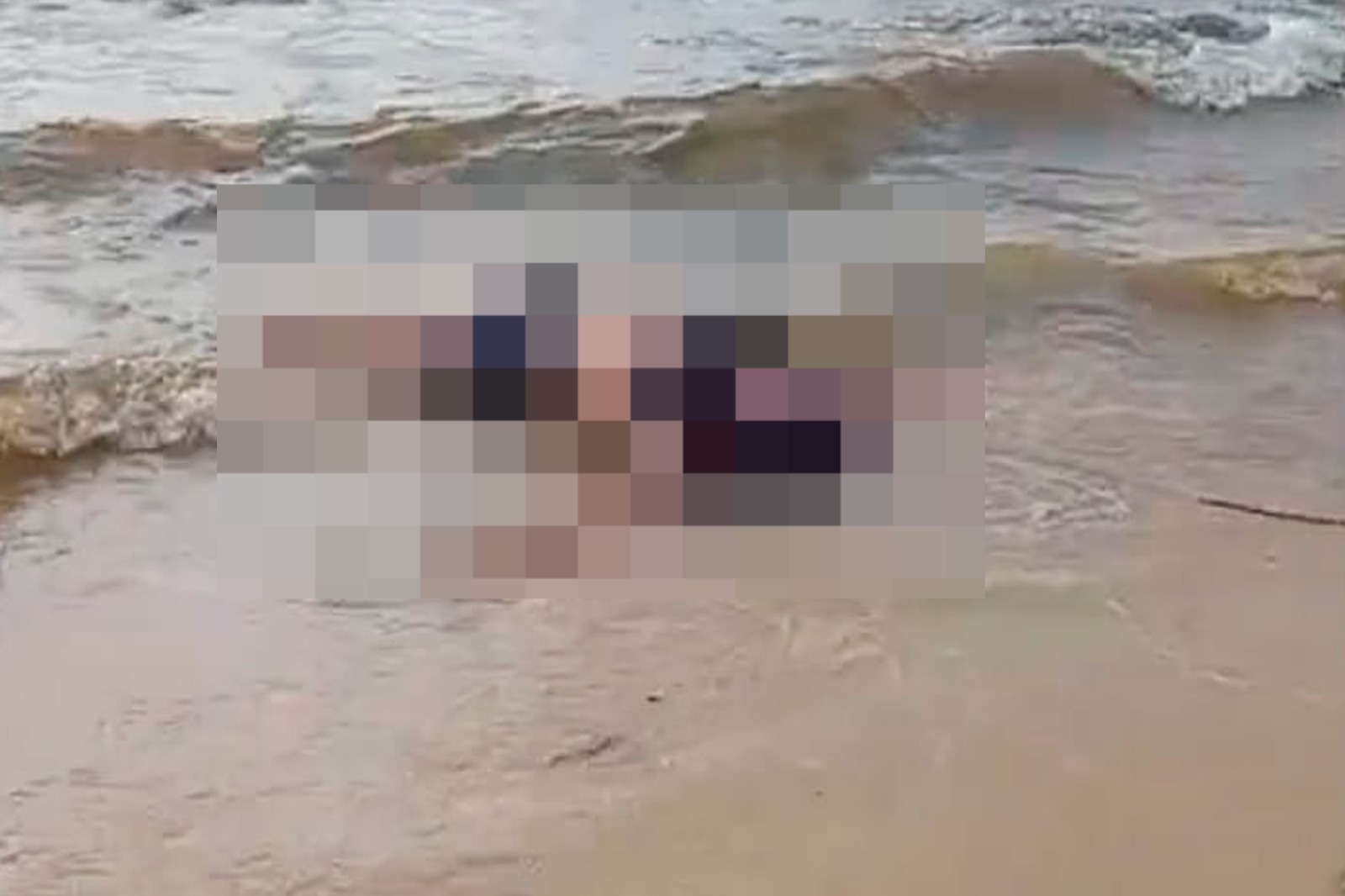 Corpo encontrado boiando em Outeiro -