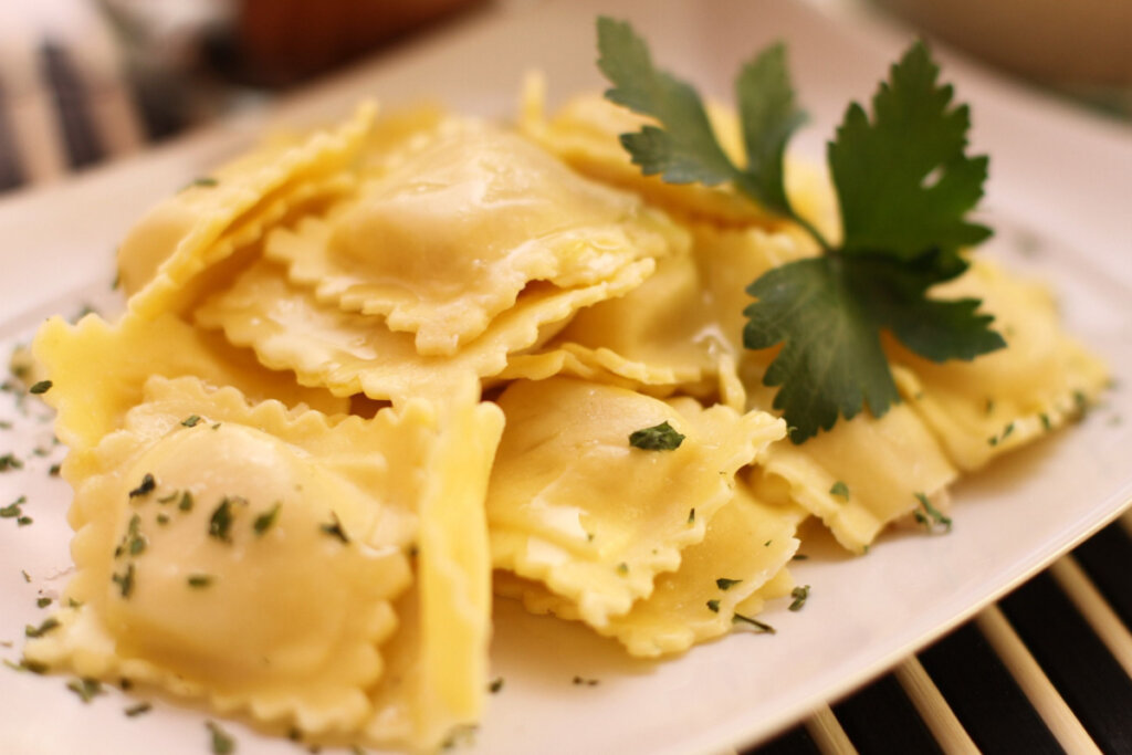 Ravióli de espinafre com tofu(Imagem: janosmarton | Shutterstock)