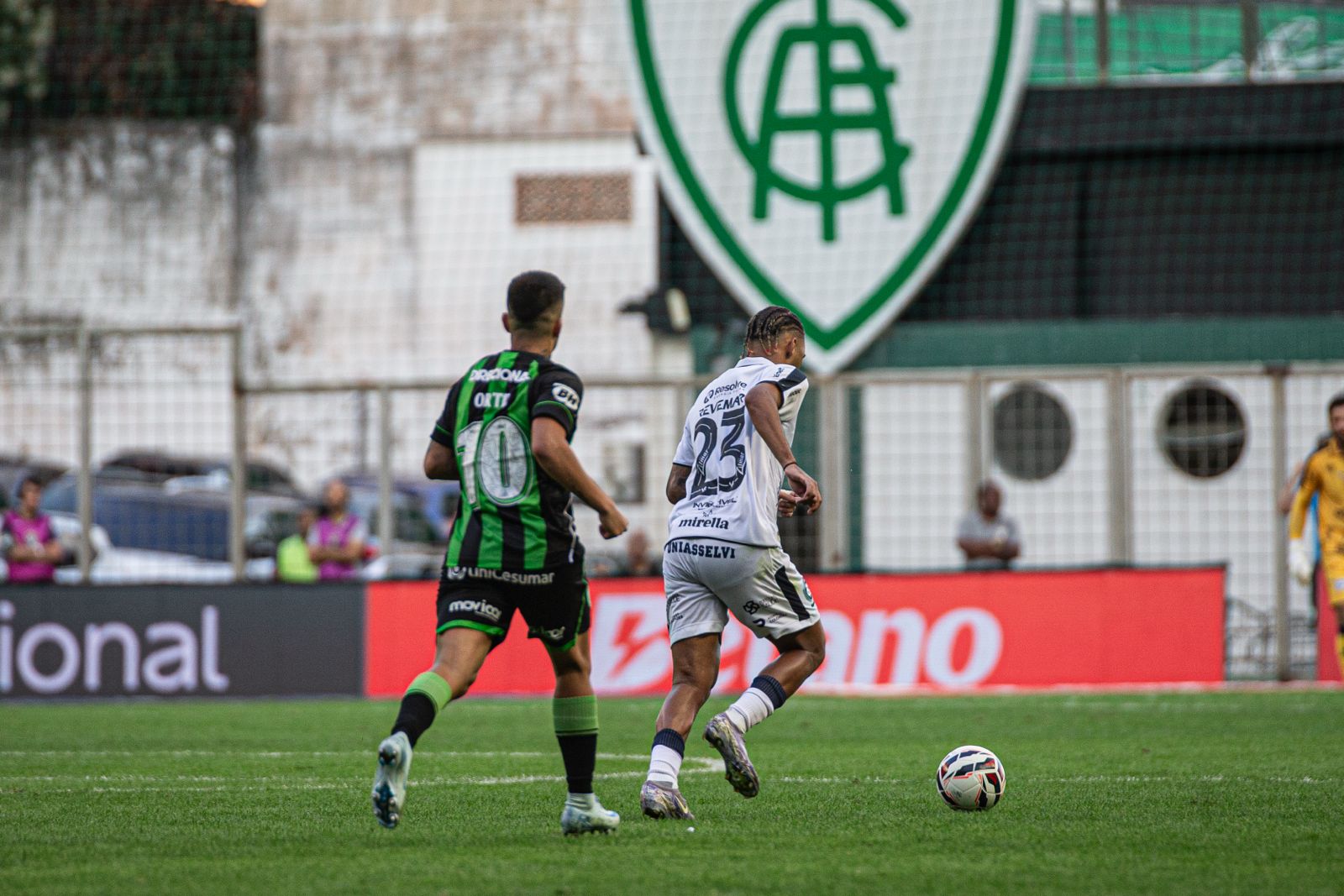 Imagem - Lateral do Remo pede apoio dos torcedores e afirma: 'eles também dependem de nós'