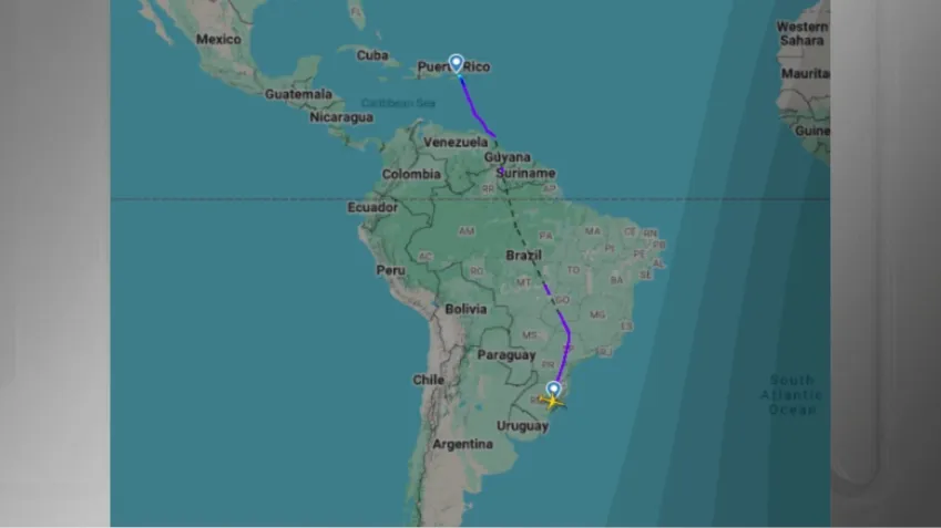 A aeronave, um Boeing 757 usado em missões especiais, decolou do Aeroporto Fernando Luis Ribas Dominicci, em Porto Rico, e seguiu sem rota específica até o Aeroporto de Porto Alegre, no Brasil. 