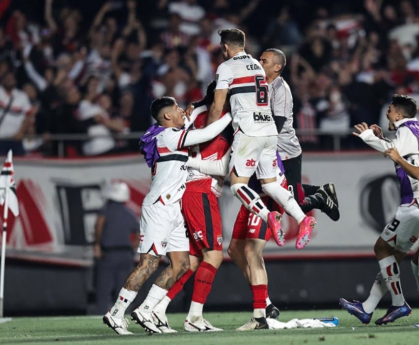 Imagem - São Paulo elimina Atlético Nacional nos pênaltis e avança às quartas da Libertadores