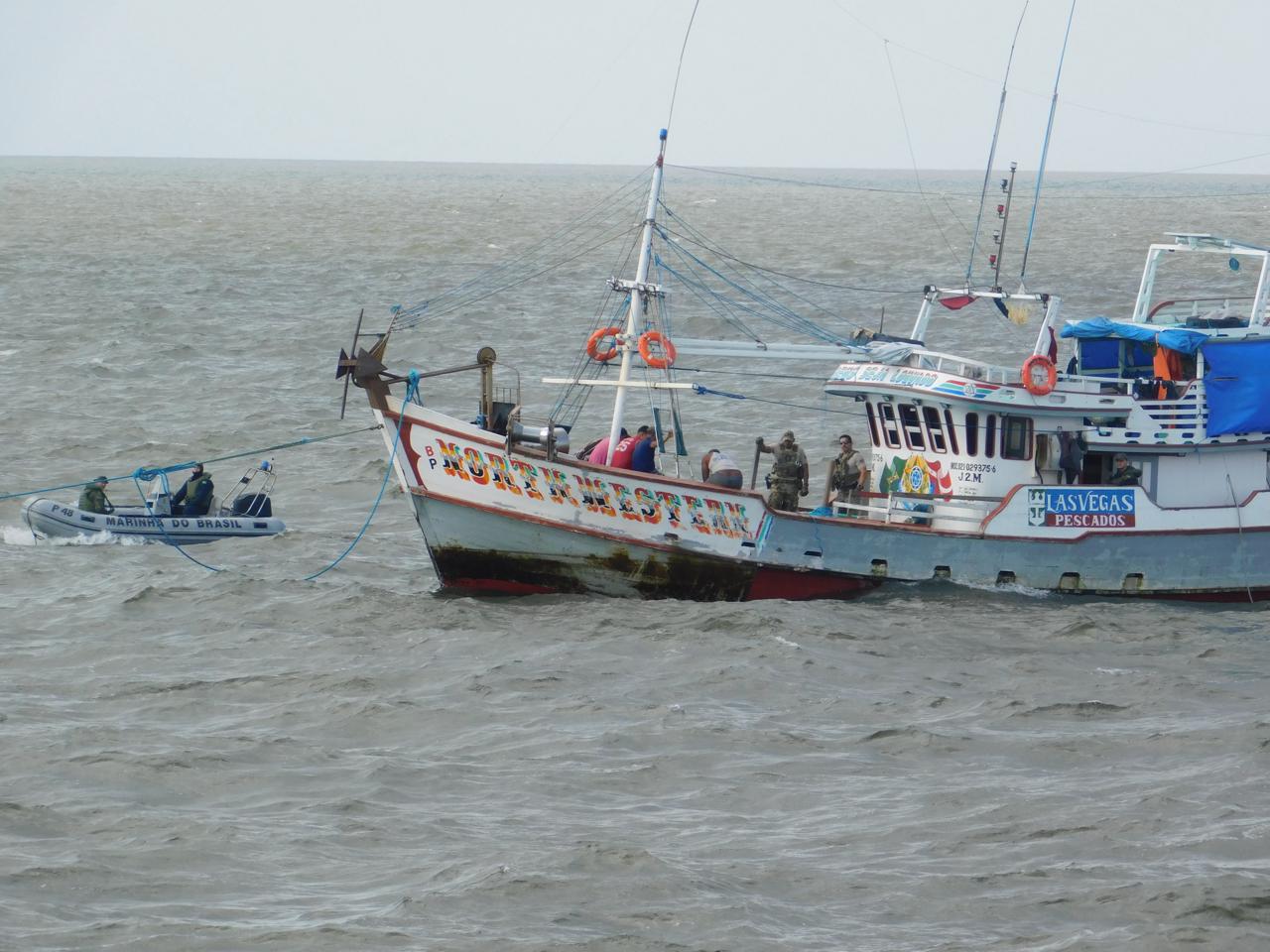 A Marinha do Brasil realizou a apreensão da embarcação North Western.