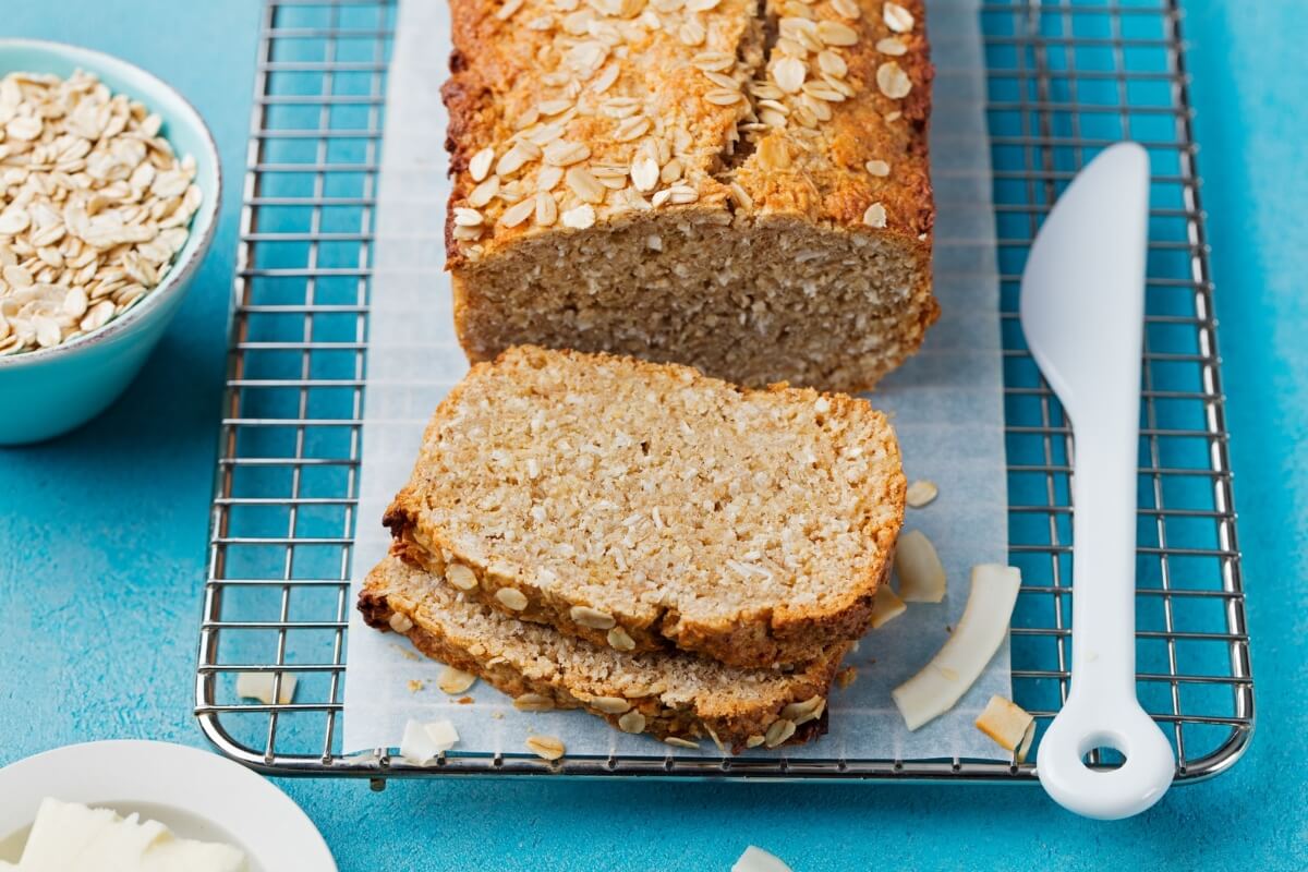 Pão de aveia (Imagem: Anna_Pustynnikova | Shutterstock)