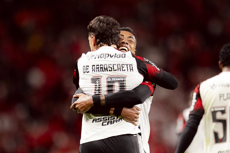 Imagem - Flamengo elimina Internacional e avança às quartas da Libertadores
