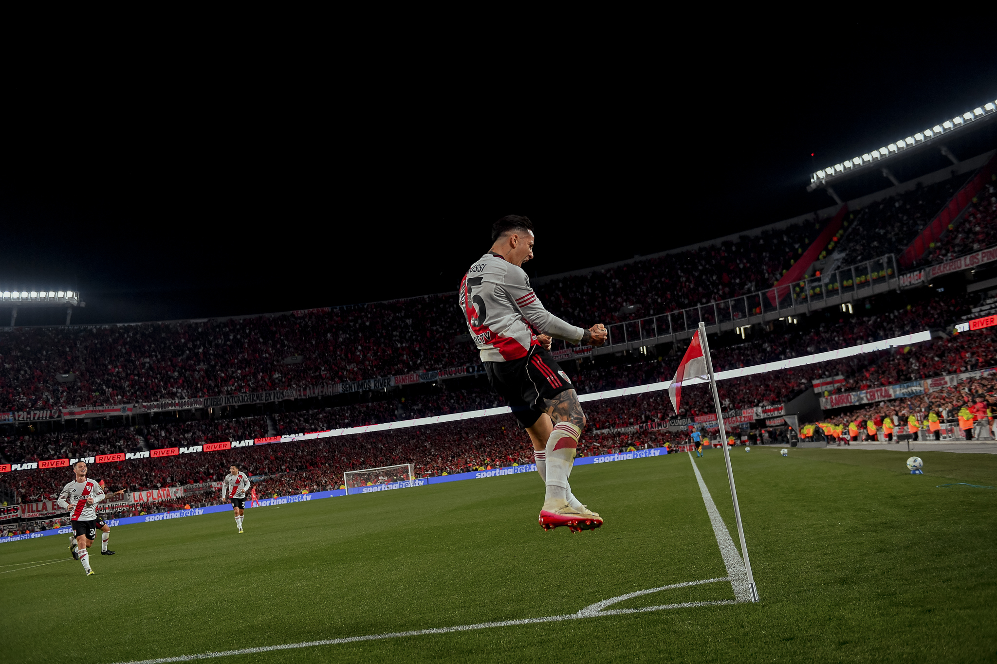 Imagem - River Plate elimina Libertad nos pênaltis e pega o Palmeiras nas quartas da Libertadores