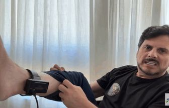 Marcos do Val desafia Alexandre de Moraes em live, exibe tornozeleira e ameaça deixar o Brasil