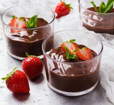 Imagem - 5 receitas de sobremesas na taça práticas e gostosas