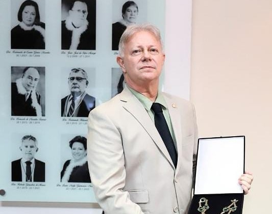 Ex-presidente do Tribunal Regional Eleitoral Leonam Curz tem sua foto na galeria de presidentres