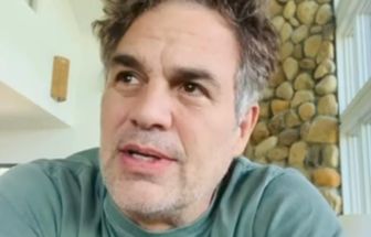 Ator Mark Ruffalo faz alerta nas redes sociais sobre guerra: 'Israel está provocando fome para matar civis'