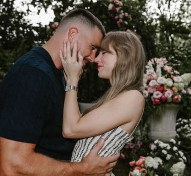 Imagem - Cantora Taylor Swift anuncia noivado com Travis Kalce