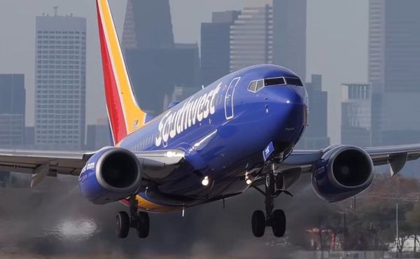 Companhia aérea muda política para passageiros plus size e gera polêmica; veja